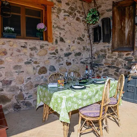 Entre Valles Casa de Campo Benllera